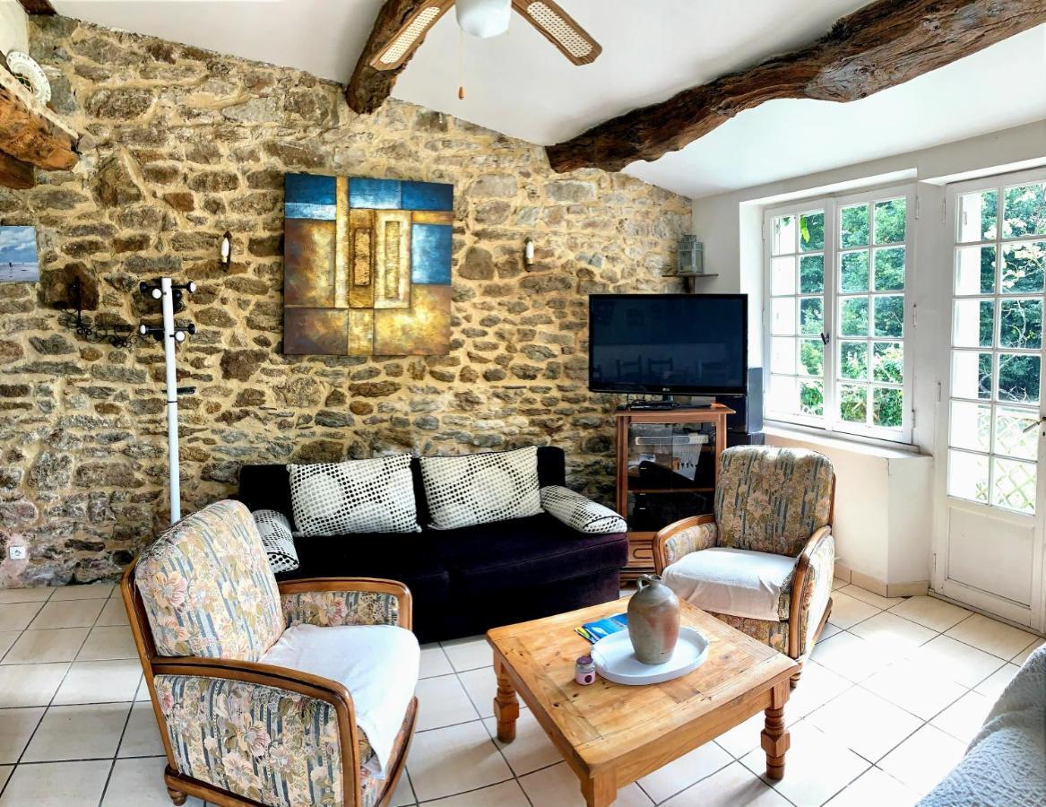 Ferienhaus Du Manoir Du Haut Salmon *
