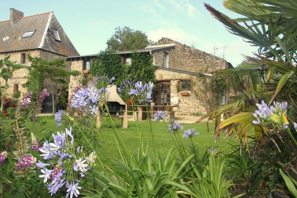 Ferienhaus Du Manoir Du Haut Salmon *
